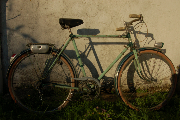 Vélo vert grande taille